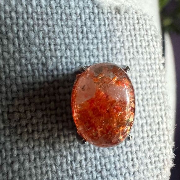 Sandstone Wing Crown Pendant Necklace and Earrings Jewelry Set‎ - Picture 2 of 16